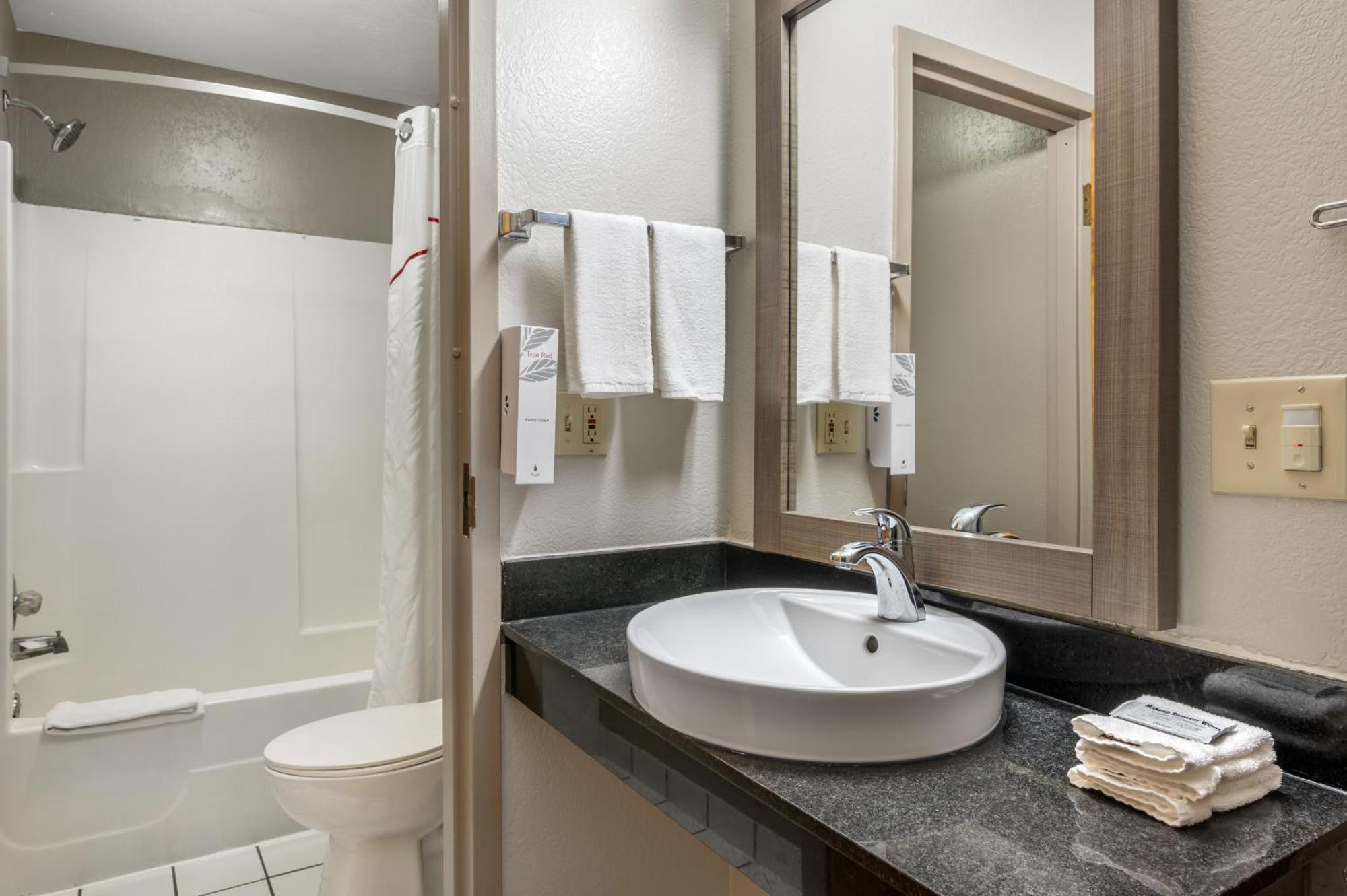 Red Roof Inn Greencastle South - Cloverdale エクステリア 写真