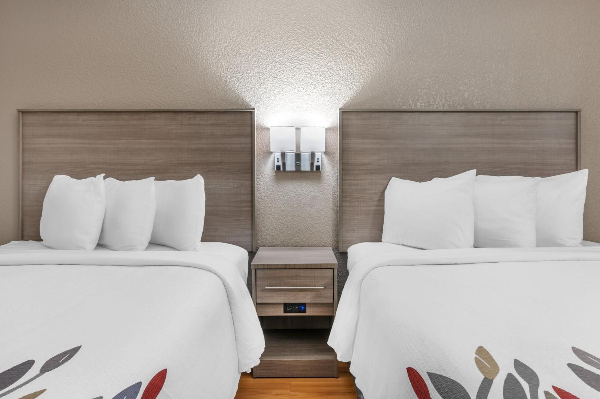 Red Roof Inn Greencastle South - Cloverdale エクステリア 写真