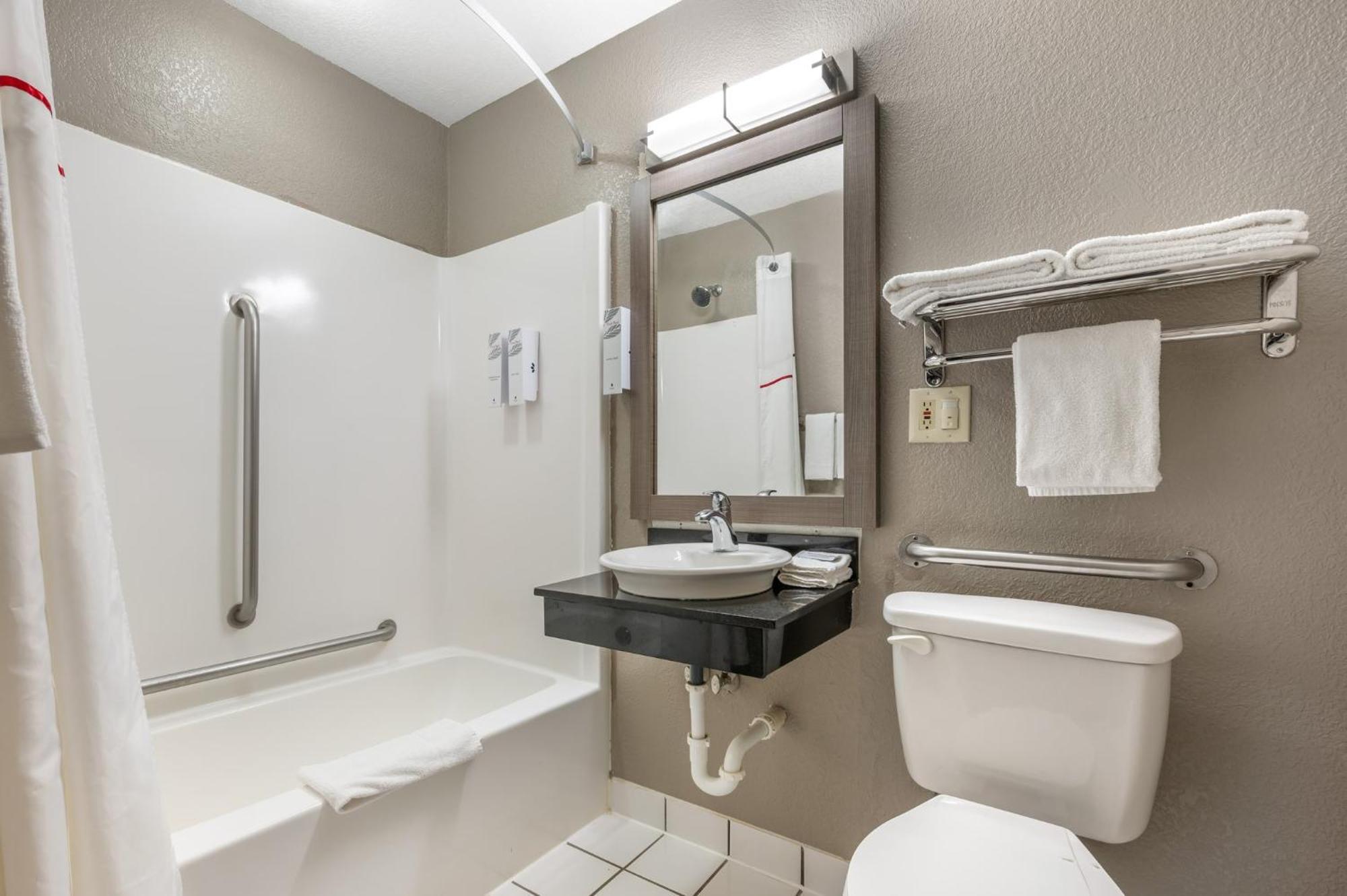 Red Roof Inn Greencastle South - Cloverdale エクステリア 写真