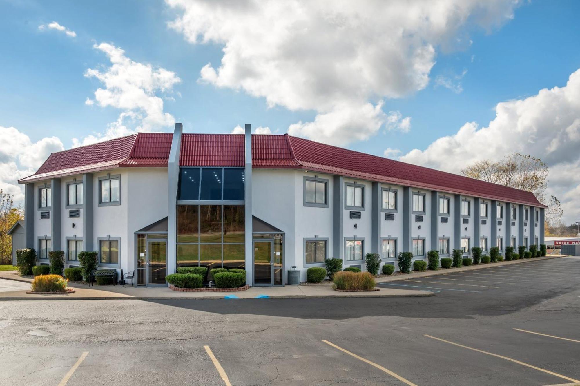Red Roof Inn Greencastle South - Cloverdale エクステリア 写真